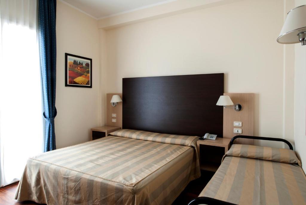 Hotel Royal Пезаро Номер фото