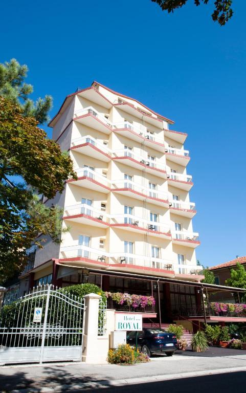 Hotel Royal Пезаро Экстерьер фото